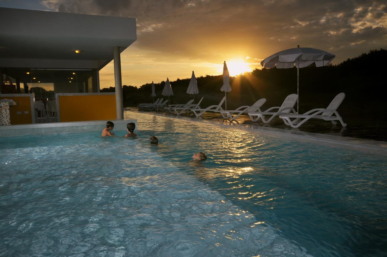 Meca Playa Aparthotel Villa Gesell Buitenkant foto